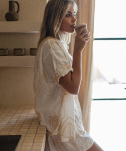 Alternative view of Kiana Shorts- White Palm