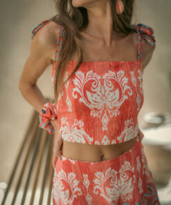 Chiquita Top-Red Wash