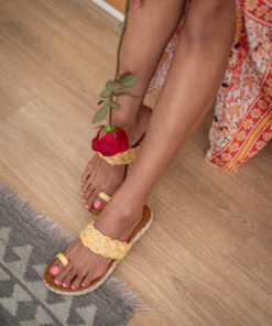 Tags:zanzibar thong sandal yellow