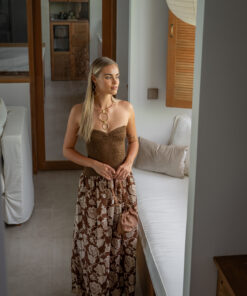 Alternative view of Samira Choker